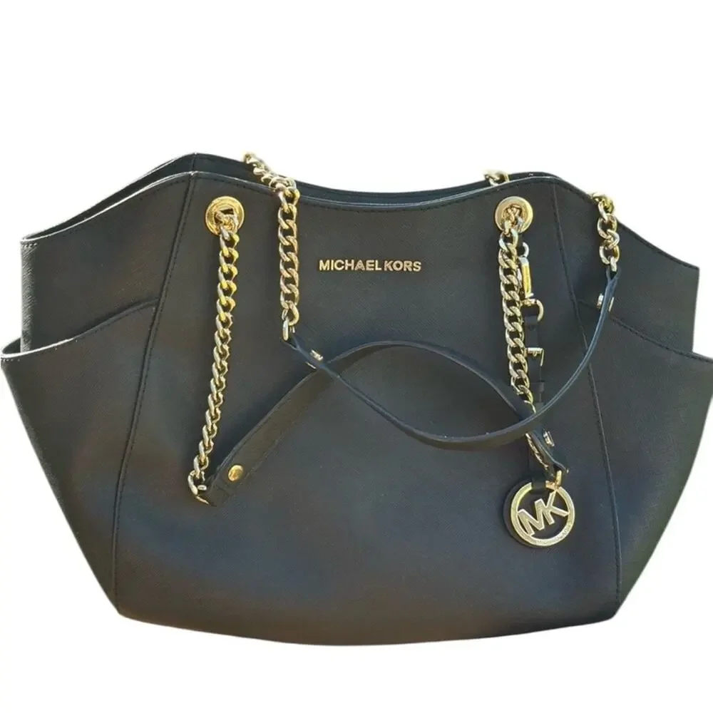 Michael Kors Jet Set Black Shoulder Bag EUC
